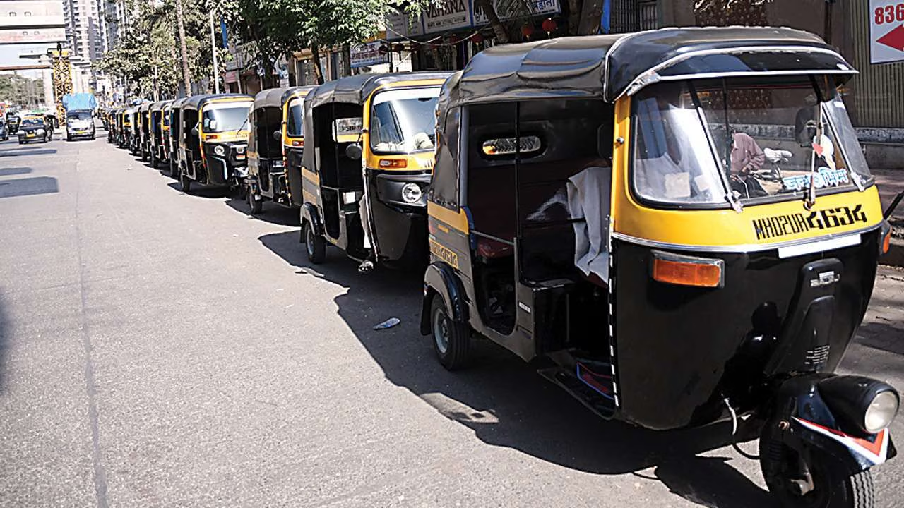 Ways to get into mumbai from airport