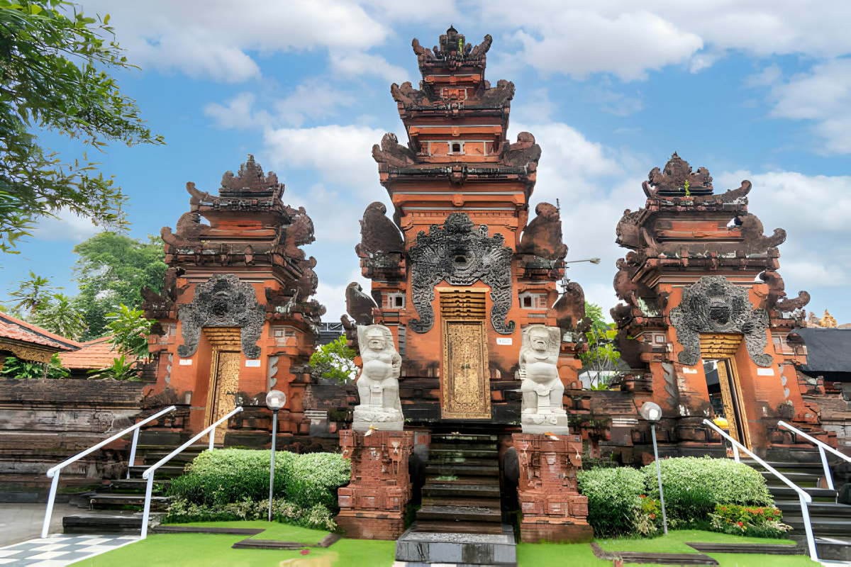 Pura Petitenget Temple, Seminyak