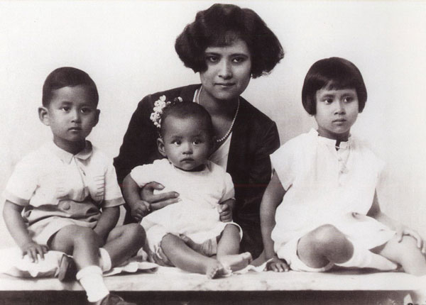 King Bhumibol Adulyadej childhood