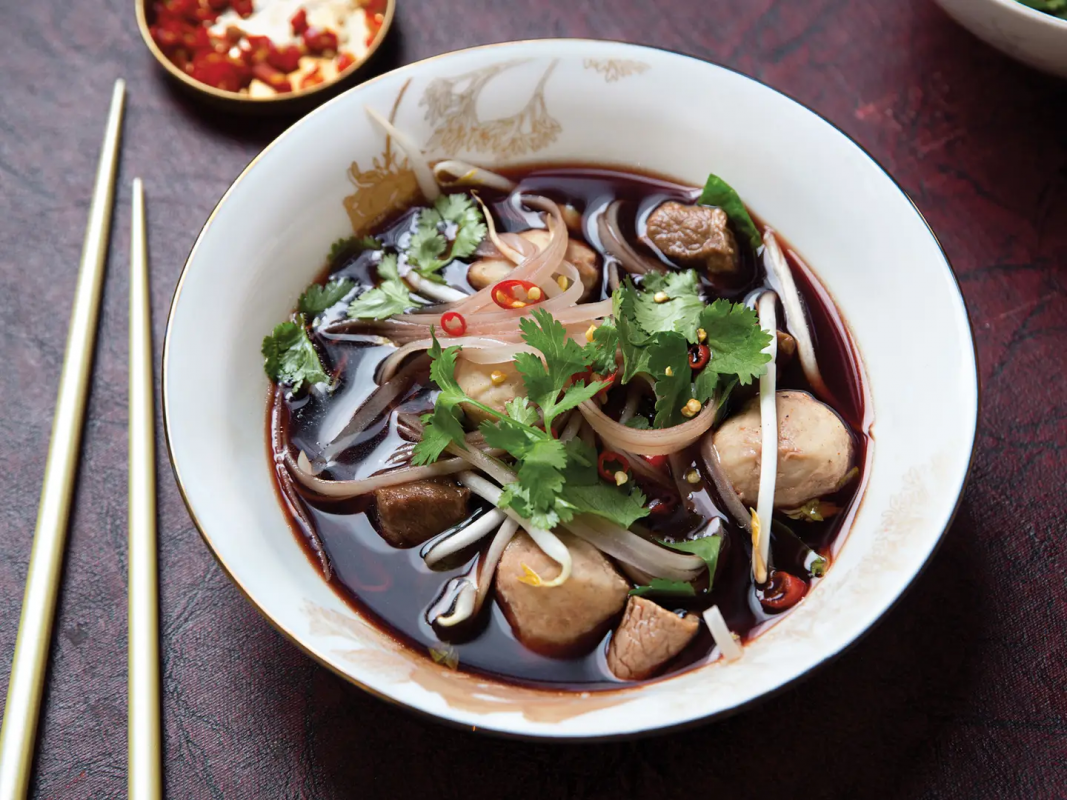 Boat Noodles (Kuay Teow Reua)