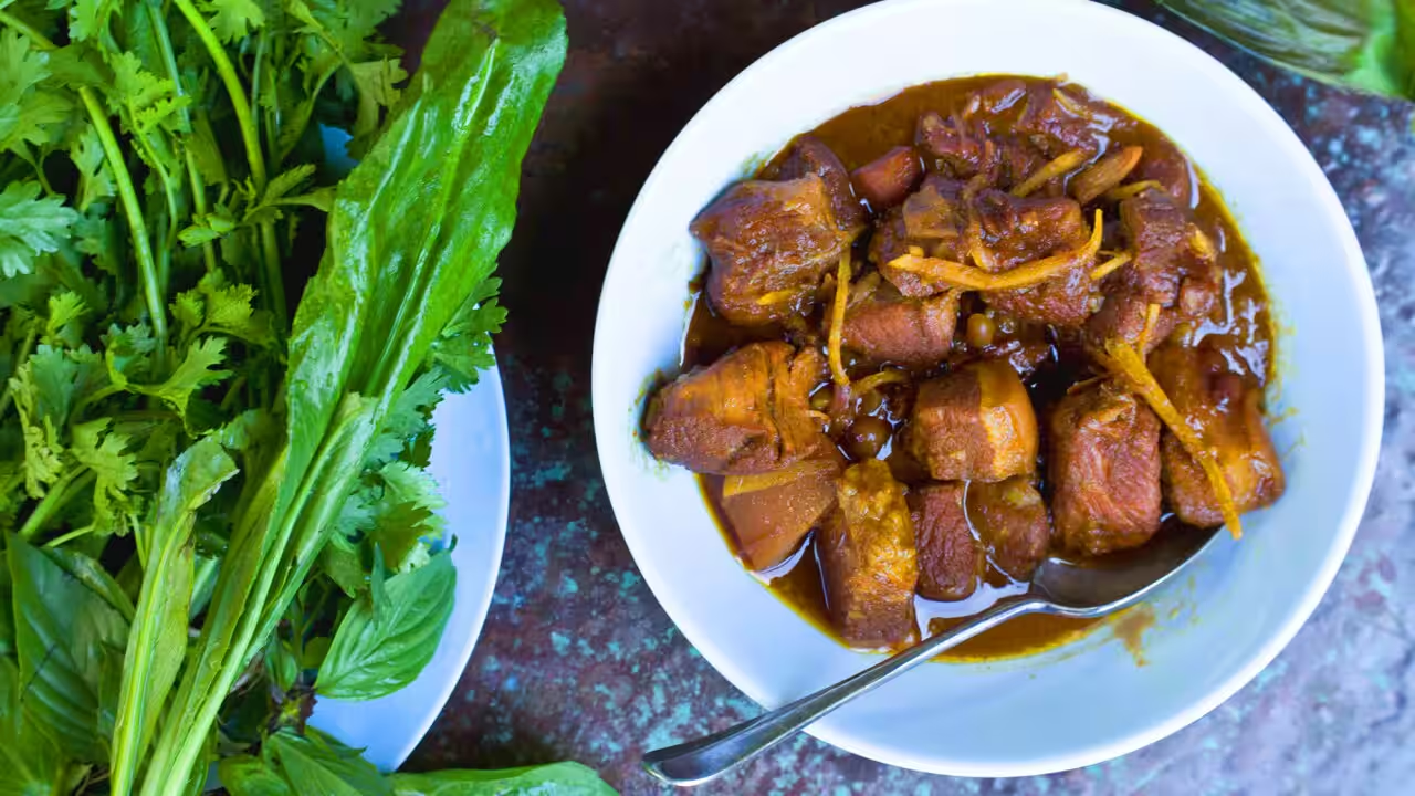 Gaeng Hang Lay (Pork Curry)