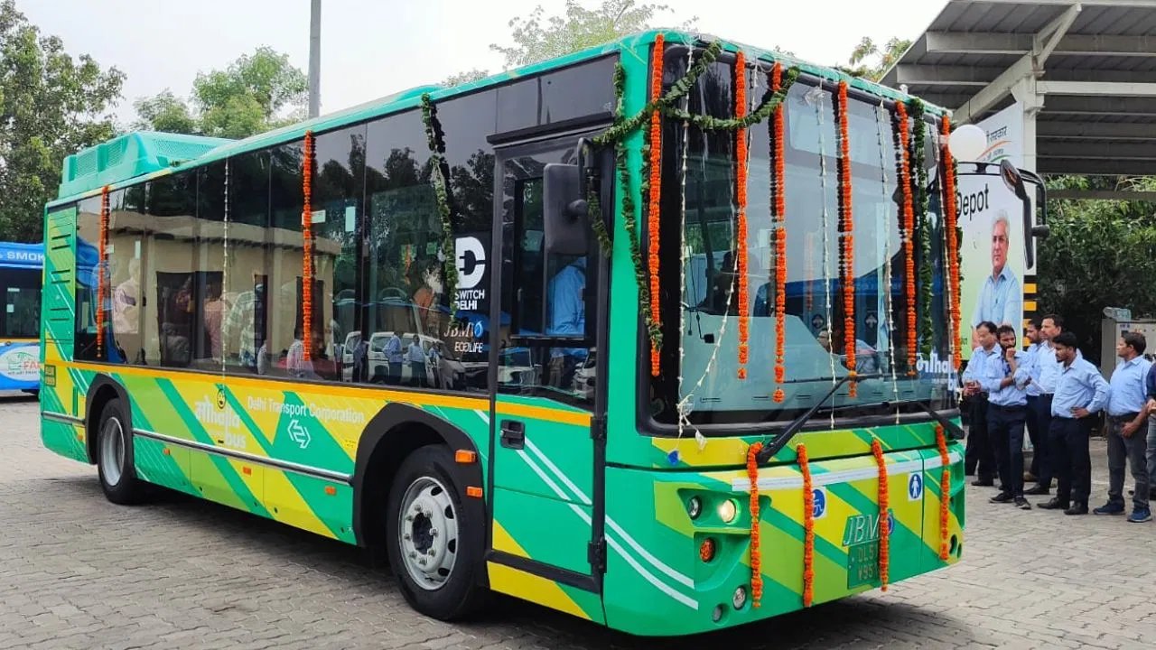 Delhi transport Bus